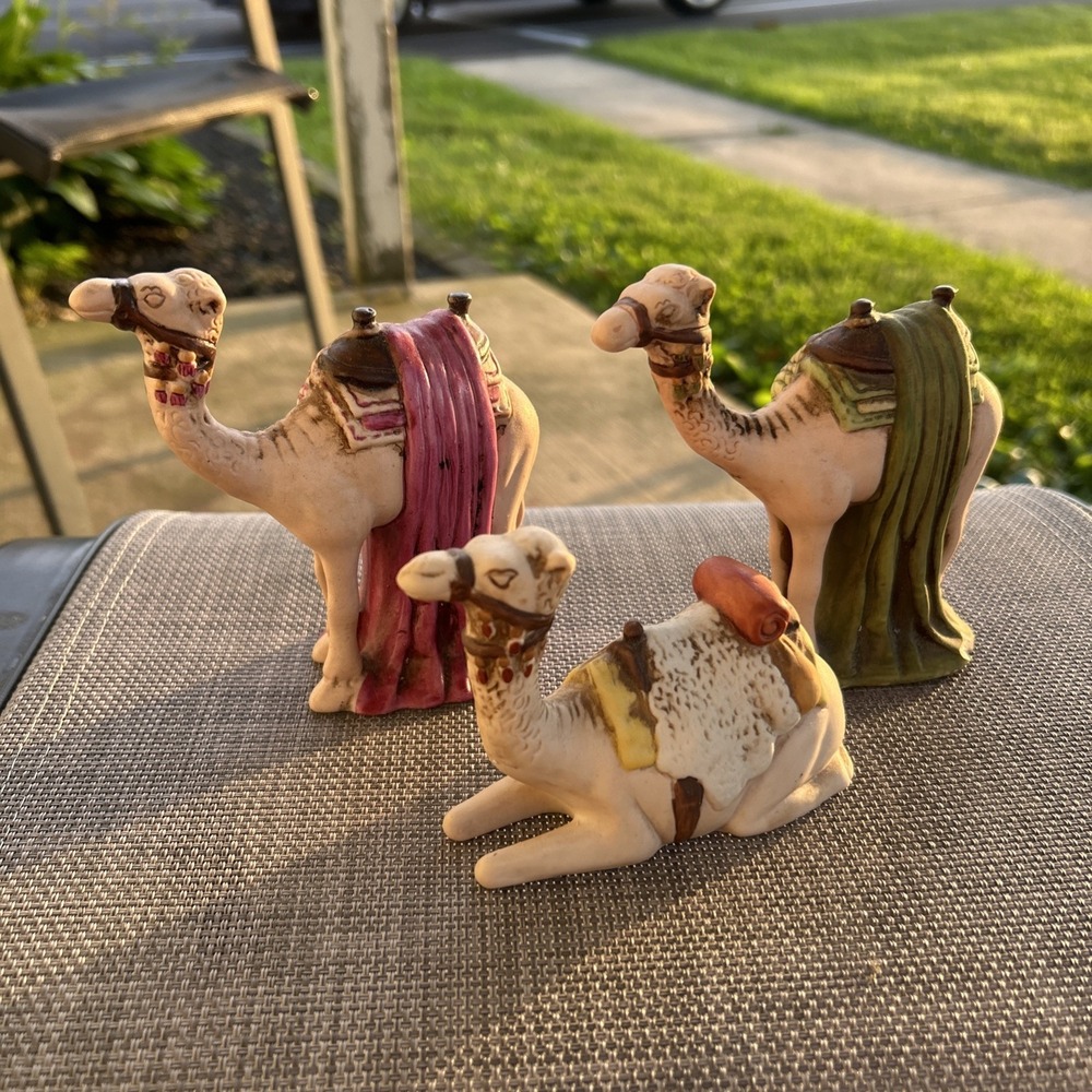 Jasco VTG Bisque Porcelain Camel Figurines Sculpture Hand Painted Sears (3)